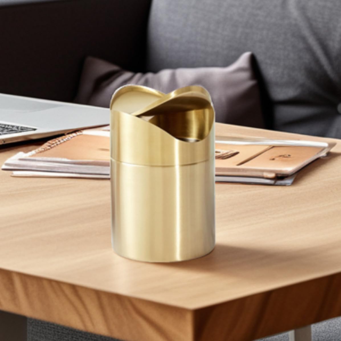 Baluue Metall Abfalleimer aus Edelstahl mit Deckel Kompakter Desktop Mülleimer für Auto und Schlafzimmer Multifunktionaler Papierkorb 6.61x4.72x4.72 Zoll