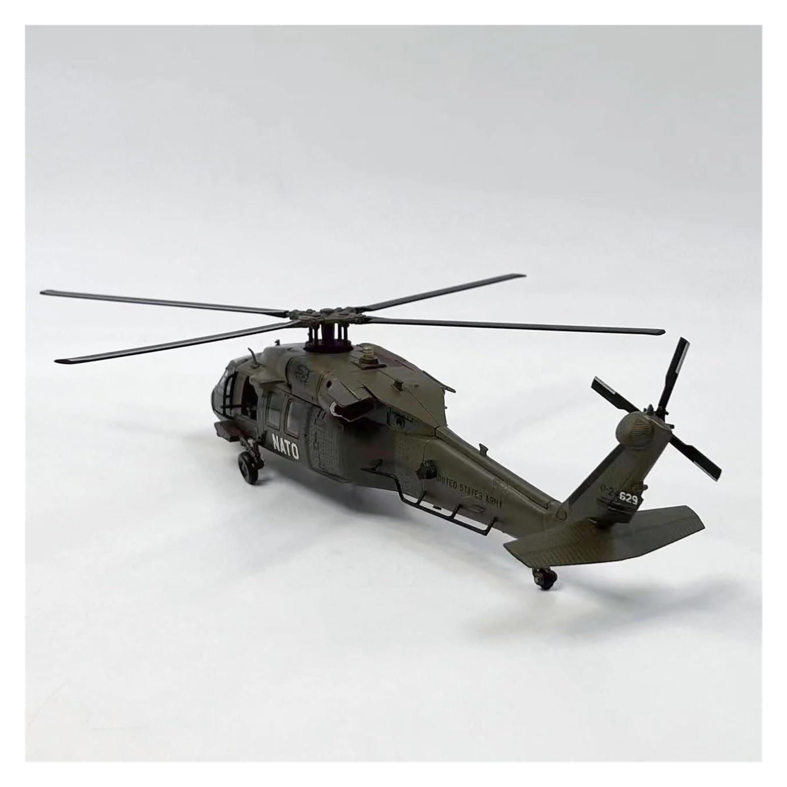 Amazon | 飛行機 模型 完成品 1 72 ヘリコプター UH-60 海軍 HSC-2