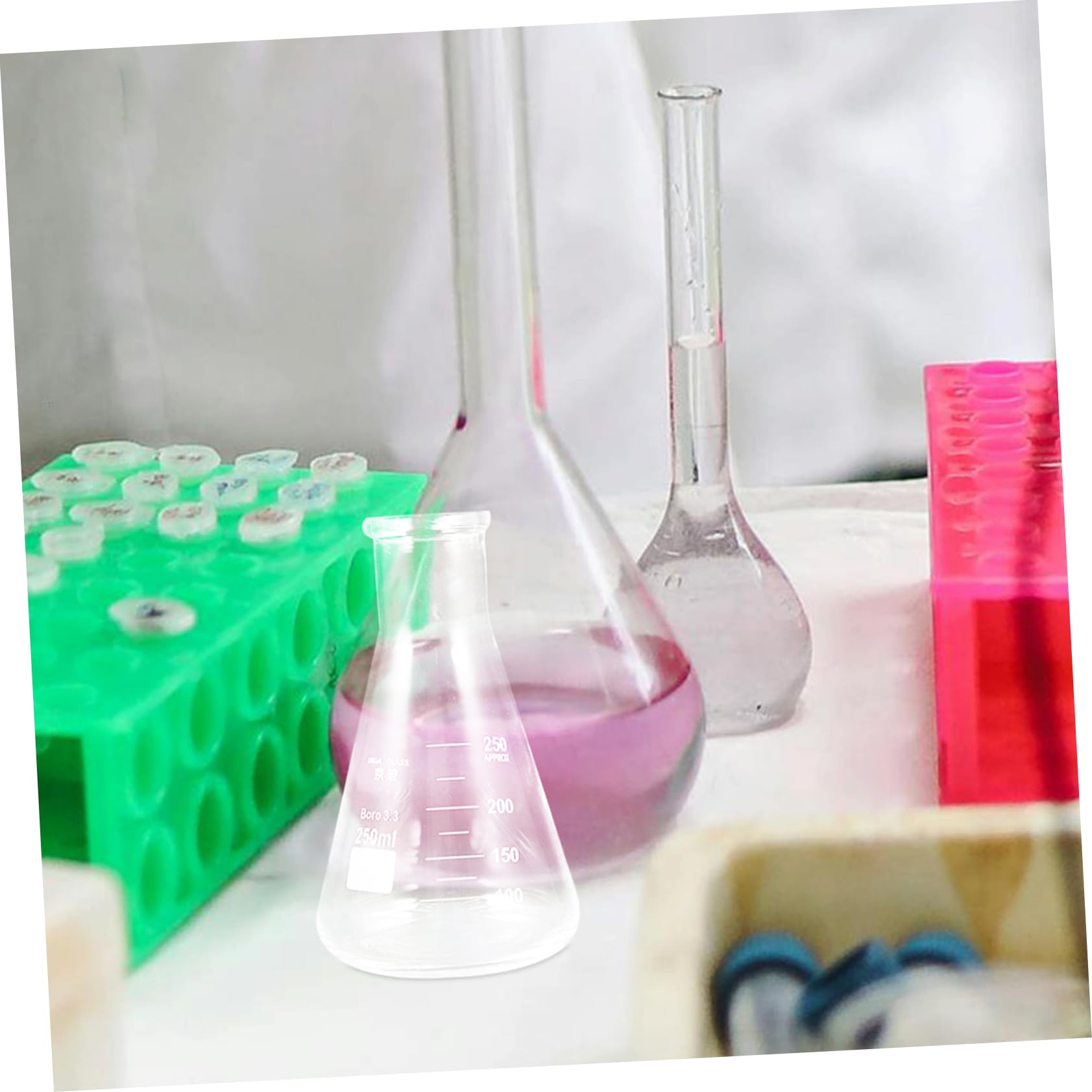 Beuta Conica in Vetro Borosilicato 4 Pezzi per Laboratorio | Forma Triangolare a Collo Largo, senza Bave e Misurazione Accurata, per Scuola e Lezioni di Chimica