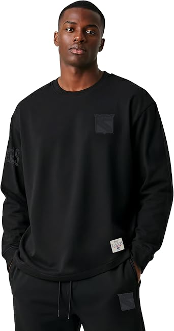 Game 7 x NHL Men's Officially Licensed Long Sleeve Classic Crew Neck Cotton T-Shirt, Black, XS