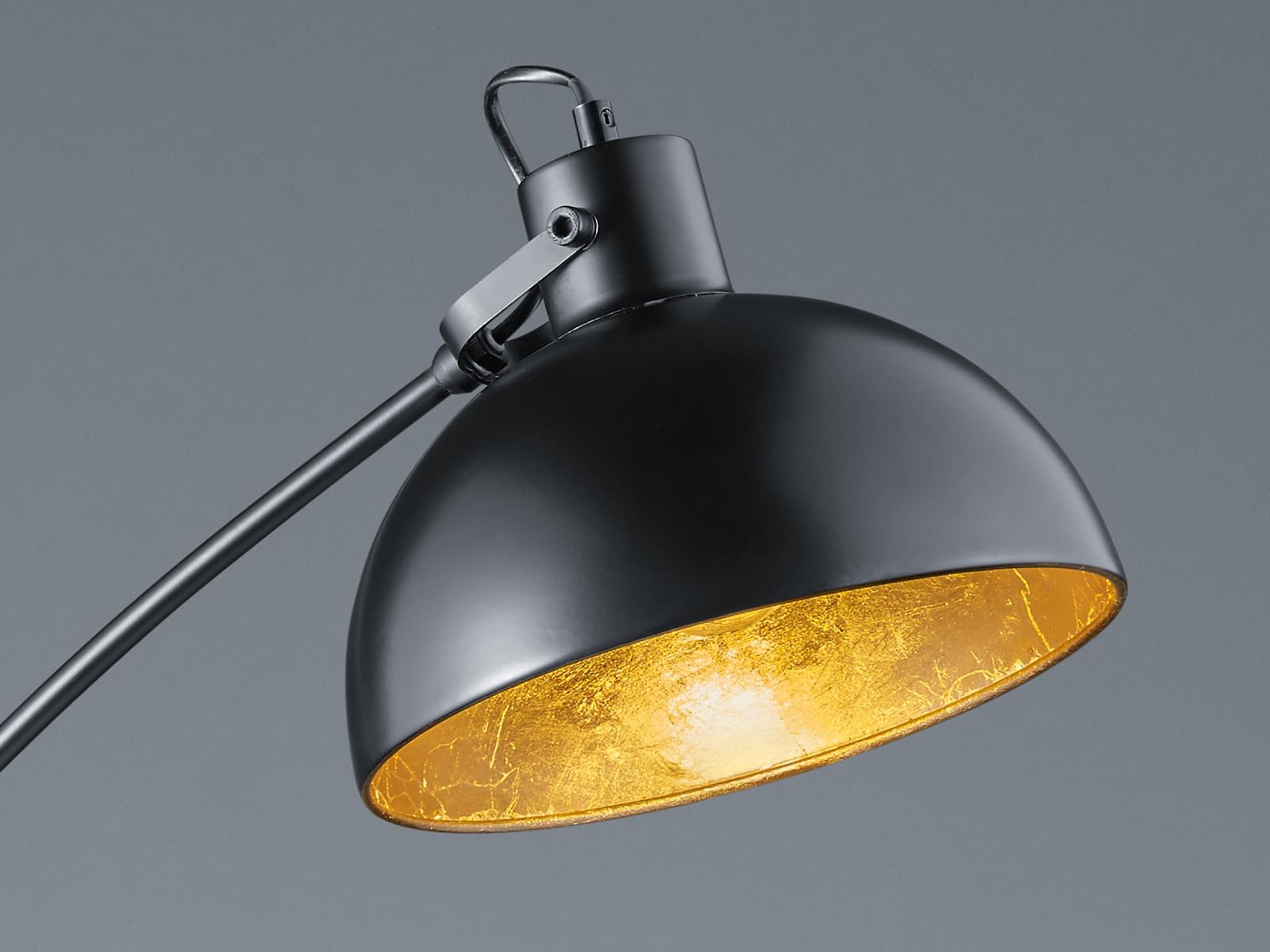 Nowoczesna lampa łukowa LED w kolorze czarnym matowym abażur wewnątrz złoty, wysokość 155 cm z wysięgiem 75 cm