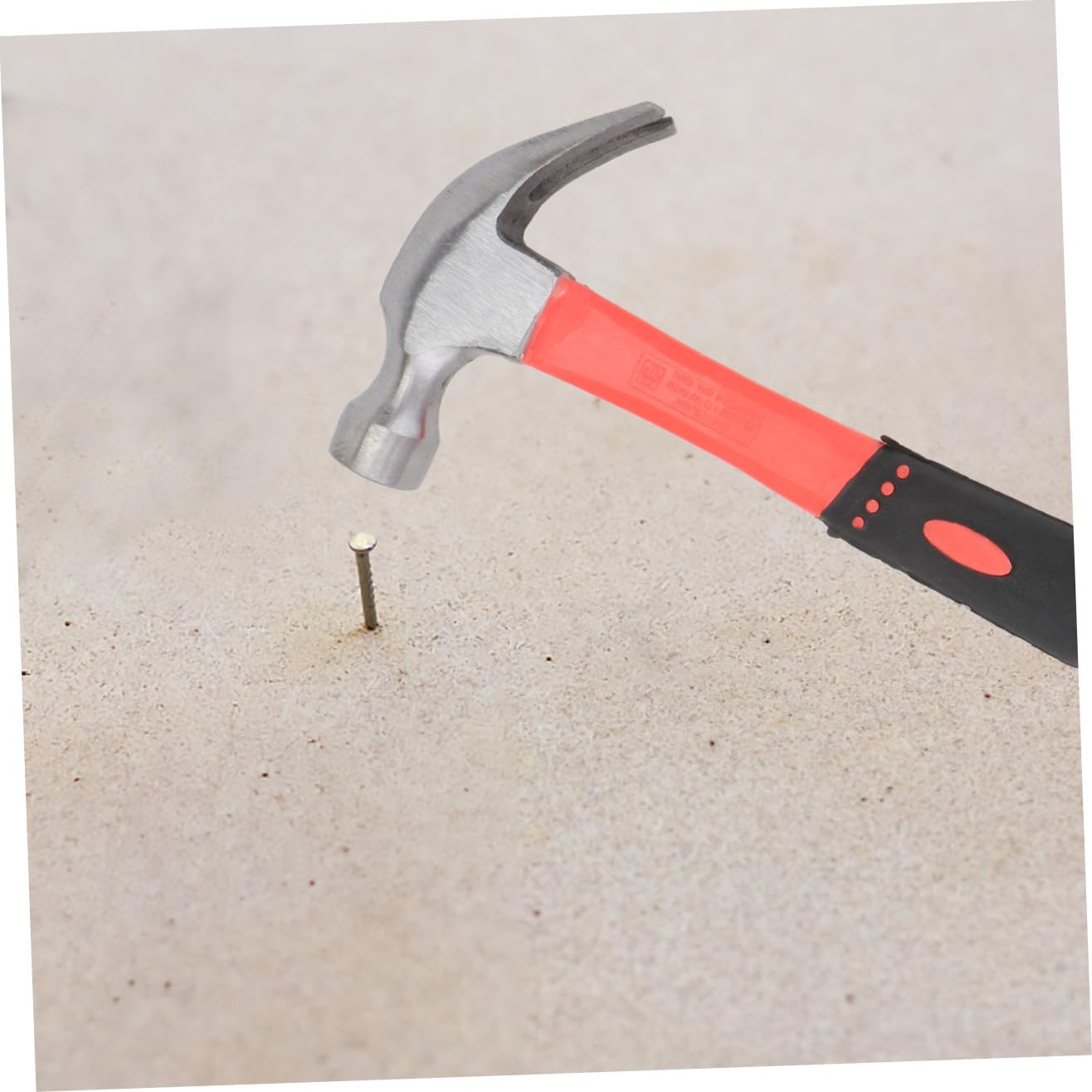 Martillo de Garra Antideslizante Aislado de Acero Negro | Cabeza Magnética, Mango de Varios Estilos, Herramientas de Mano para Sacar Clavos Estilo Aleatorio