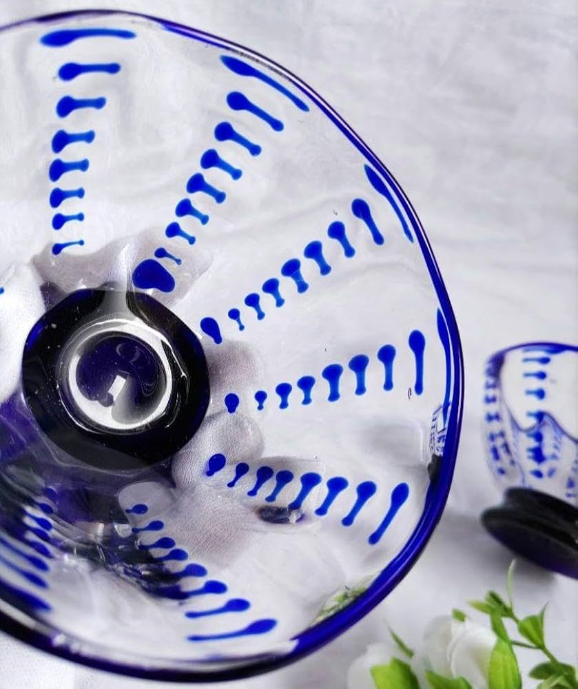 Amazon.co.jp: 肥前びーどろ縄文小鉢 副島硝子 宙吹きガラス 冷酒 Amazon.co.jp: 肥前びーどろ縄文小鉢 副島硝子 宙吹きガラス 冷酒