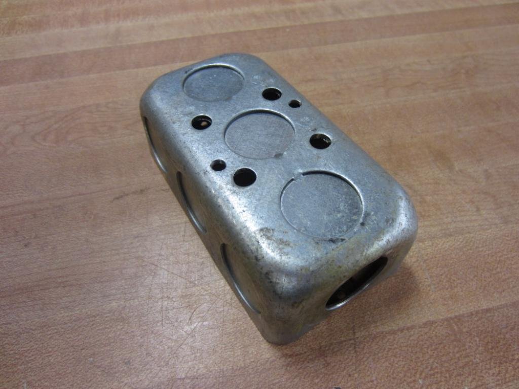 Appleton GR Outlet Box 11 Knockouts