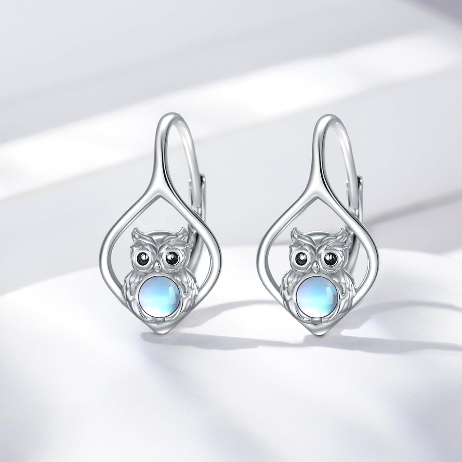 WINNICACA 925 Sterling Silver Animal Earrings for Women | Hypoallergenic Leverback Hoop Earrings | Christmas Anniversary Birthday Jewelry Gifts for Mom Wife Girlfriend Sister Friend