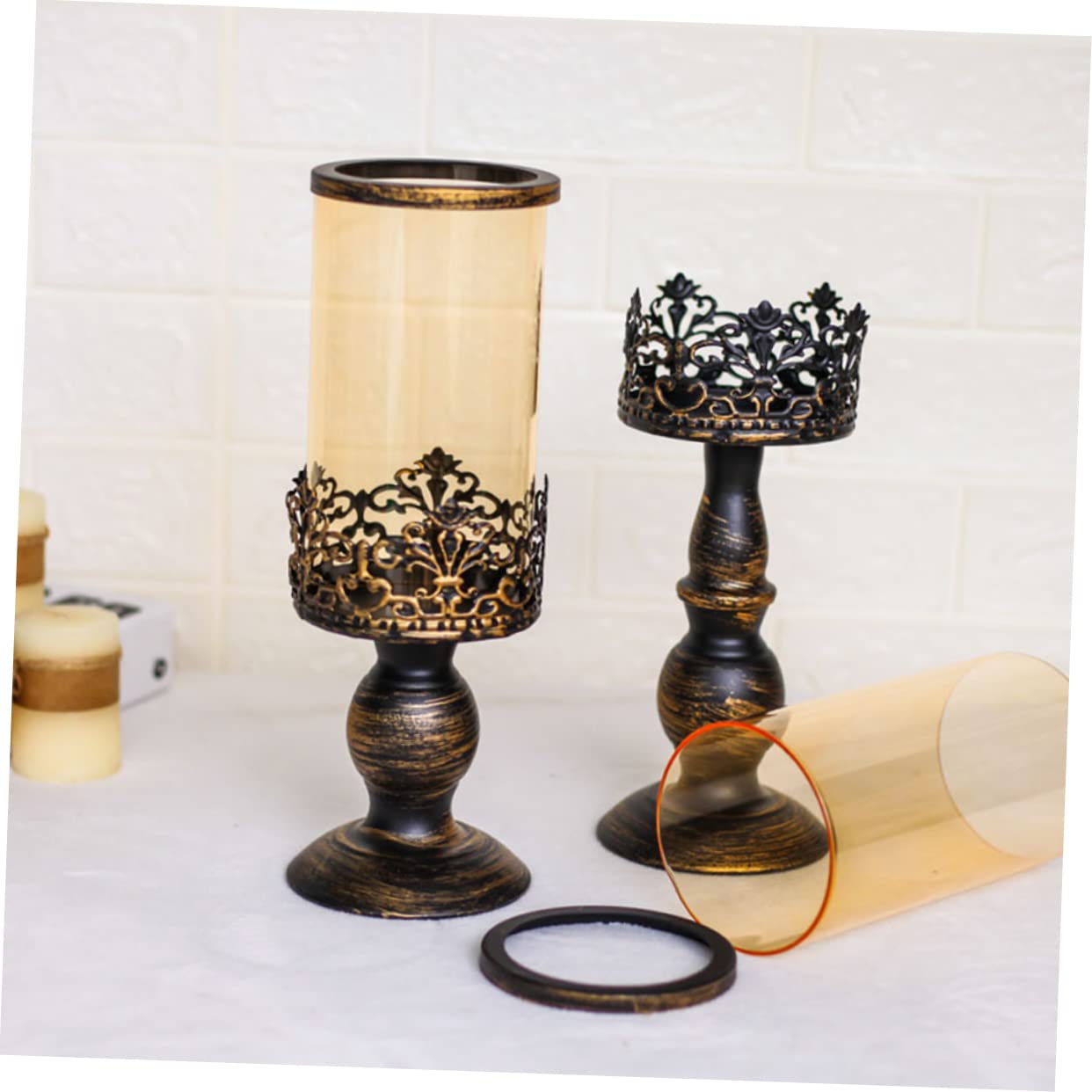 Candelabro de Metal Dorado, 2 Piezas, Estilo Creativo | Acabado Romántico y Delicado, Reutilizable para Cocina y Salón, Pieza Decorativa para Bodas y Hoteles