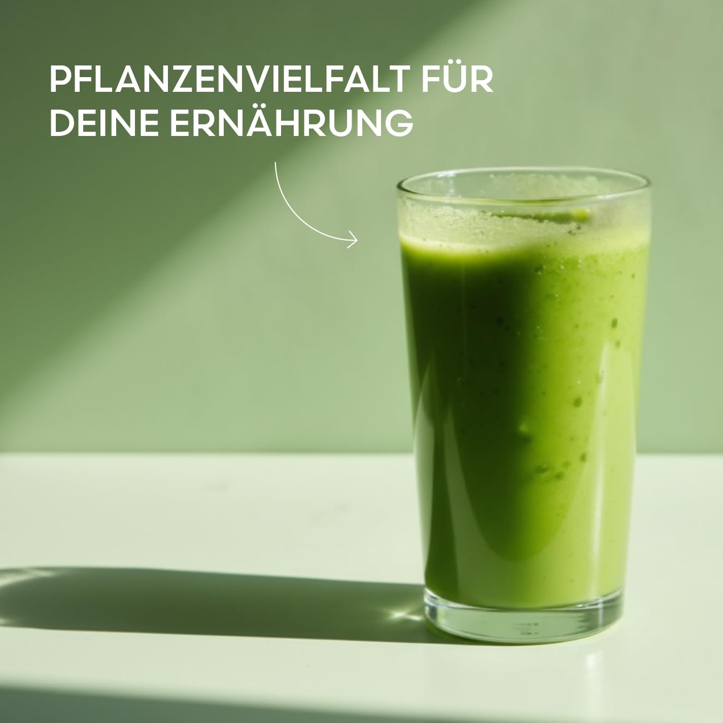 LIV Super Greens Pulver | 30 Pflanzenstoffe | Nährstoff-Basis für deinen Alltag | Ohne Zucker, Süßstoffe oder Apfelsaftpulver | Frisch-minziger Geschmack