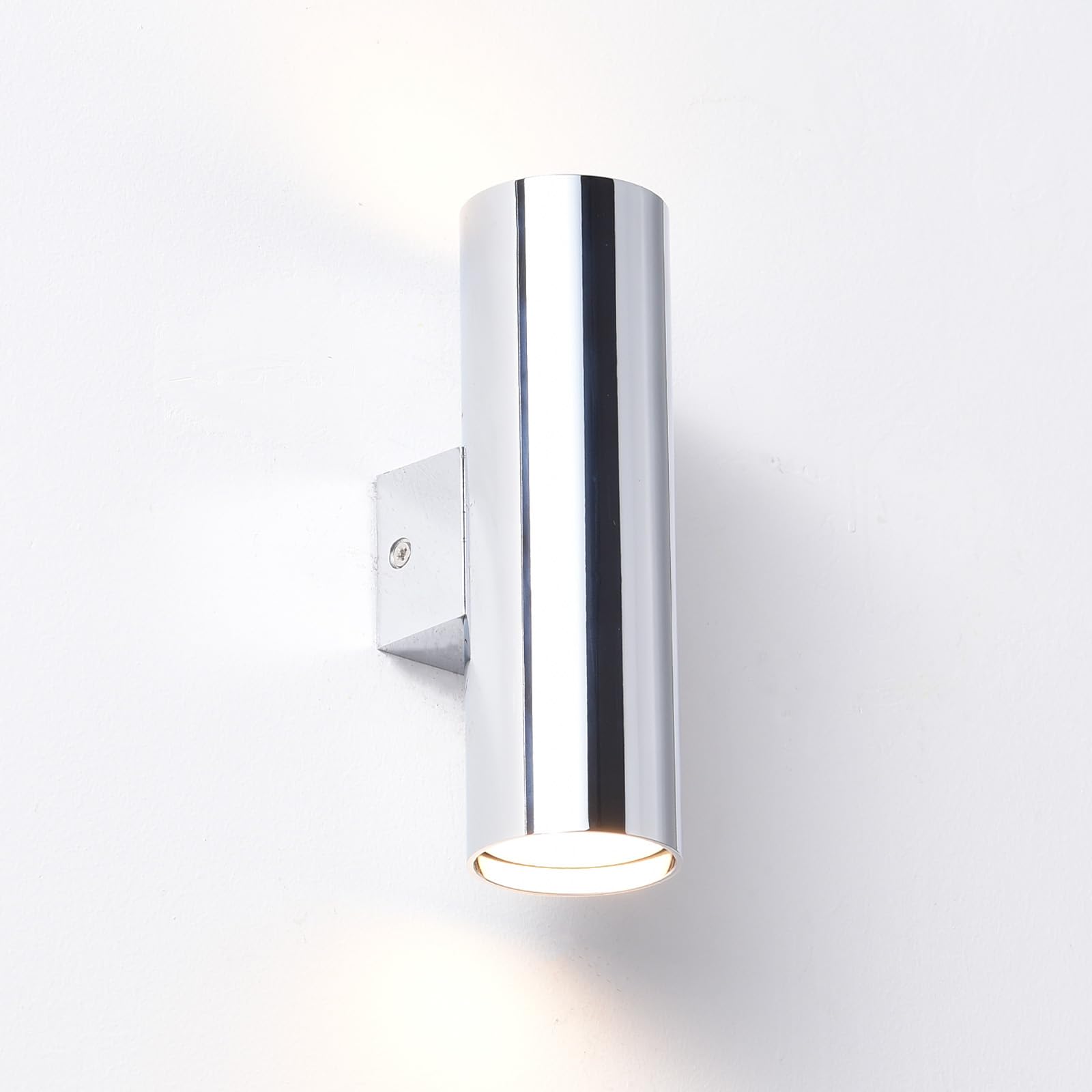 Alpinaluz Wall Sconce in Bright Mirror Chrome – Up and Down Light, Cylindrical Design in Metal, 2 GU10 Sockets, Modern Style for Hallway, Bedroom and Living Room