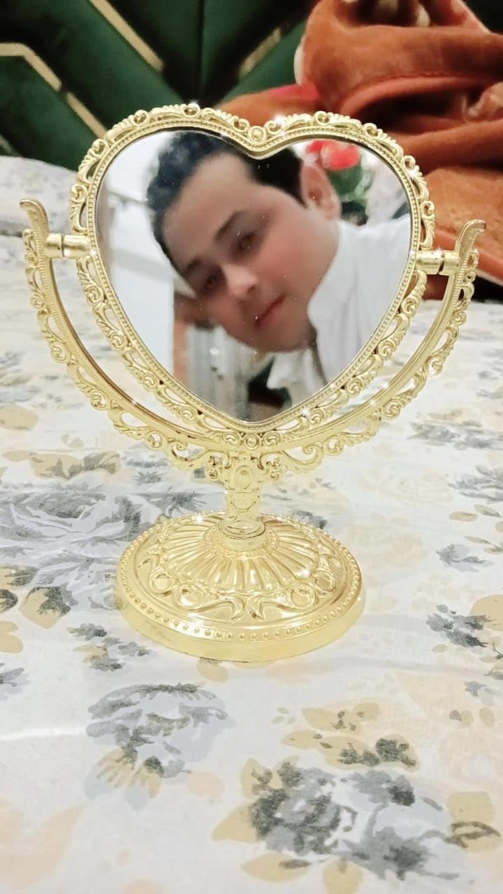 neumark impex Round Shape Makeup Mirror For Girls, Bridals, Parlour, Tabletop Mount Table Stand Makeup Double Side Framed Mirror For Women And Girls (Small (8 Inch))