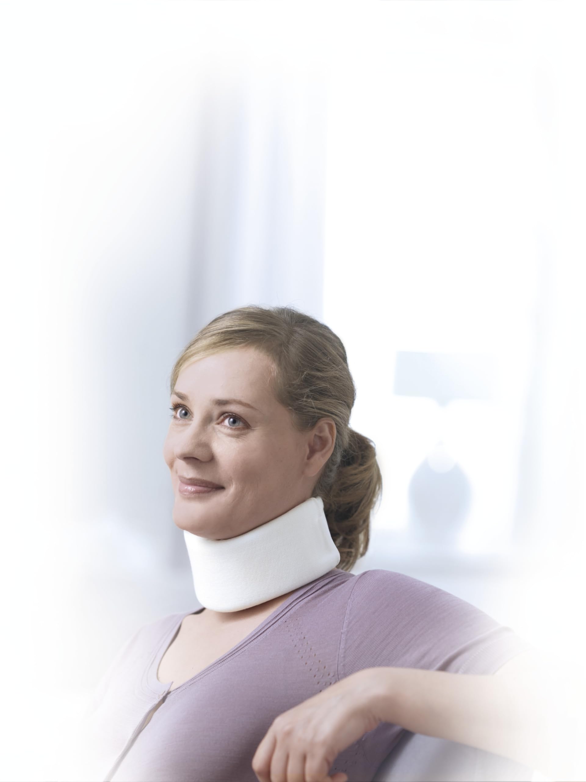 BSN Medical Actimove 72819-29 - Collare collo morbido cervicale a media densità, XL, circonferenza 39-45 cm, altezza 11 cm