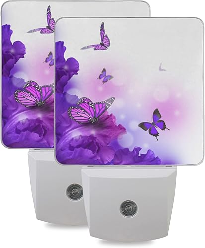 ALAZA Juego de 2 luces de noche de flores moradas, tulipán de mariposa, luces LED de noche enchufables automáticas del atardecer al amanecer, disponible en Yaxa Peru