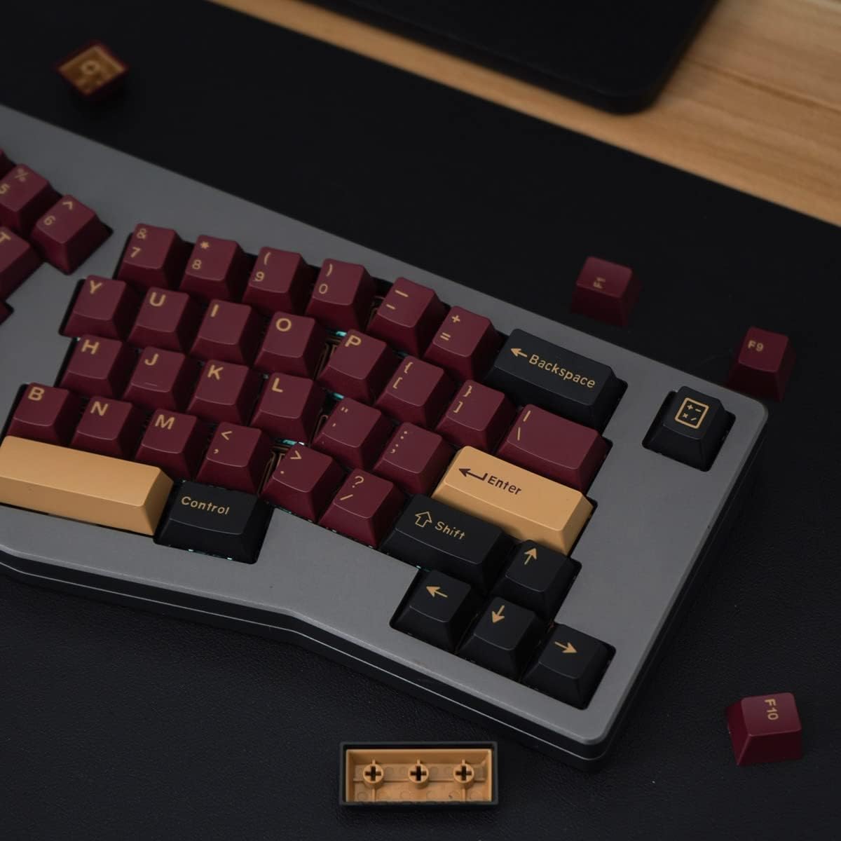 Red Samurai Keycaps Set 173 Keys Cherry Profile Doubleshot Custom Keycaps for Cherry MX Gateron Kailh Box Switches Mechanical Keyboards