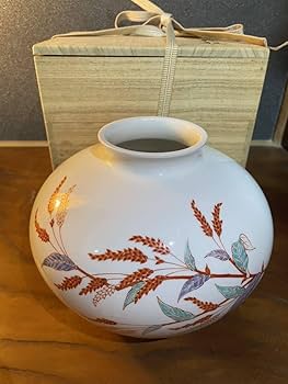 Amazon.co.jp: 酒井田柿右衛門 濁手 14代 花瓶 蓼文 有田焼 : ホビー