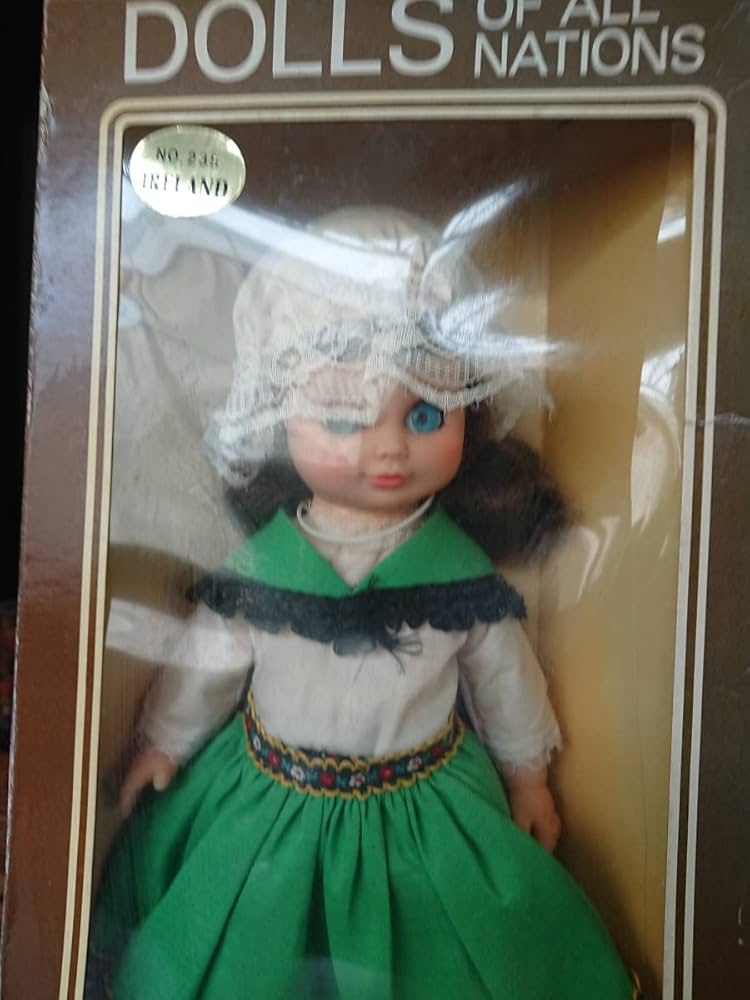 レアアンティーク　ヘルトヴィッヒ 緑の帽子のパリアンドール ビスクドール Amazon | 入手困難 アンティックドール ジュモー 希少な大サイズ