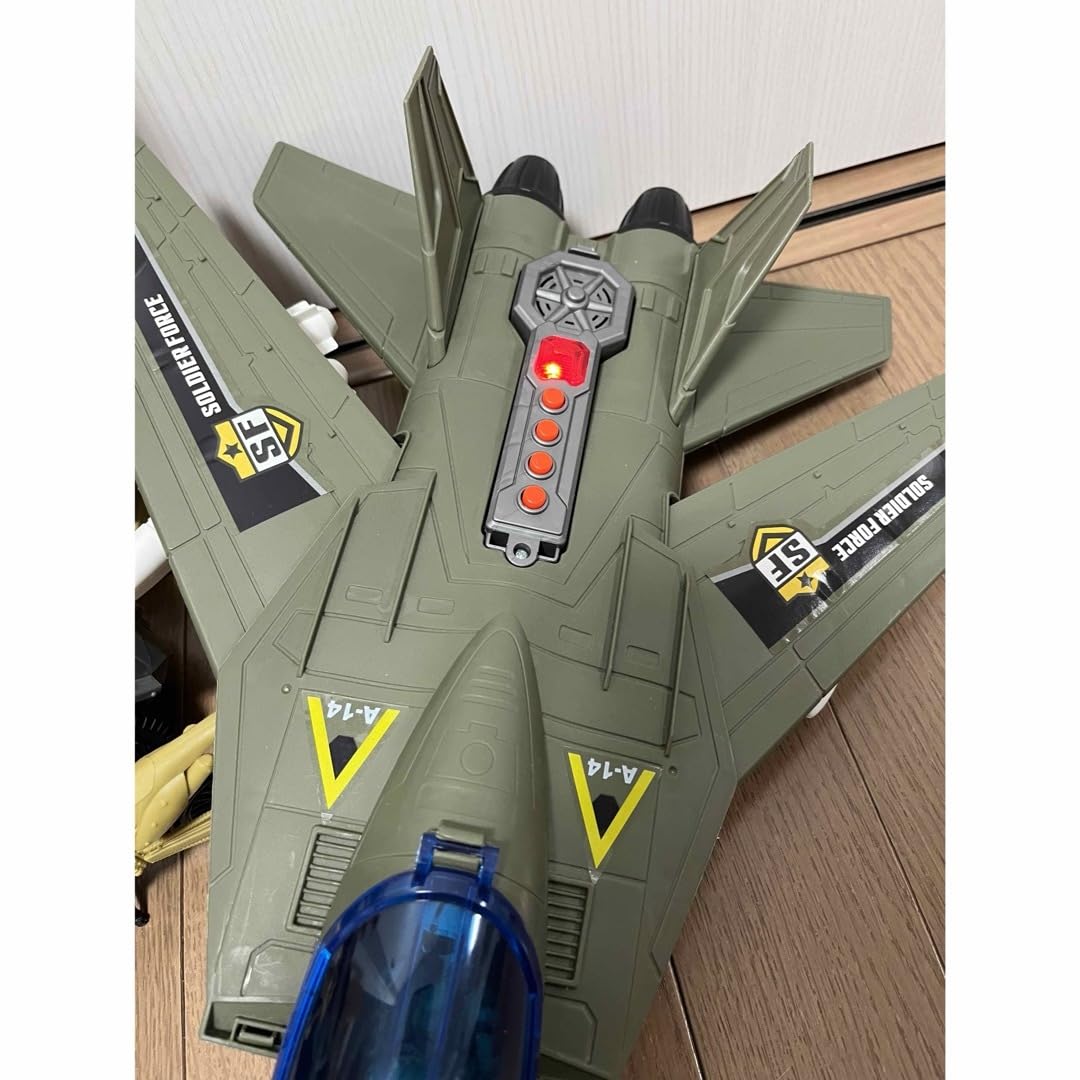 ソルジャーフォース　軍用車両と航空機のセット 爆ワン on X: 