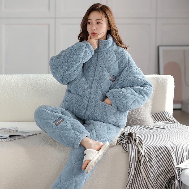 Pajamas with Three Layers of Padded Padded Coral Velvet Pajamas