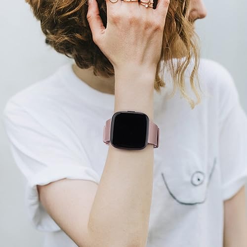 Miniatura 5 de Paquete de 3 bandas de silicona suaves compatibles con Fitbit Versa 2Fitbit VersaFitbit Versa Lite, bandas deportivas ajustables para mujeres y