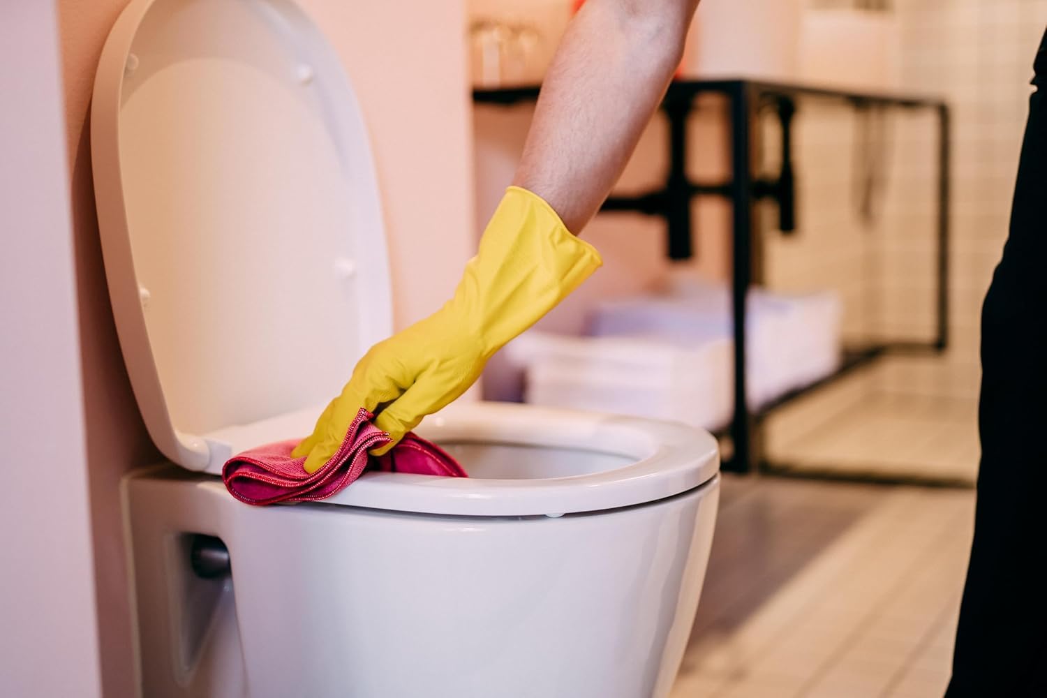 Cif Professional Badreiniger 2in1 – Kraftvoller Kalkreiniger & Duschreiniger, Sanitärreiniger für Bad & WC, geeignet für Chrom, Kunststoff & Keramik, 2 x 5 L