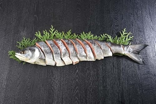 【お歳暮】北海道産 銀毛新巻鮭半身 700g Y3-7 冬ギフト グルメ 年末 年始 正月 お祝い 贈答 内祝い
