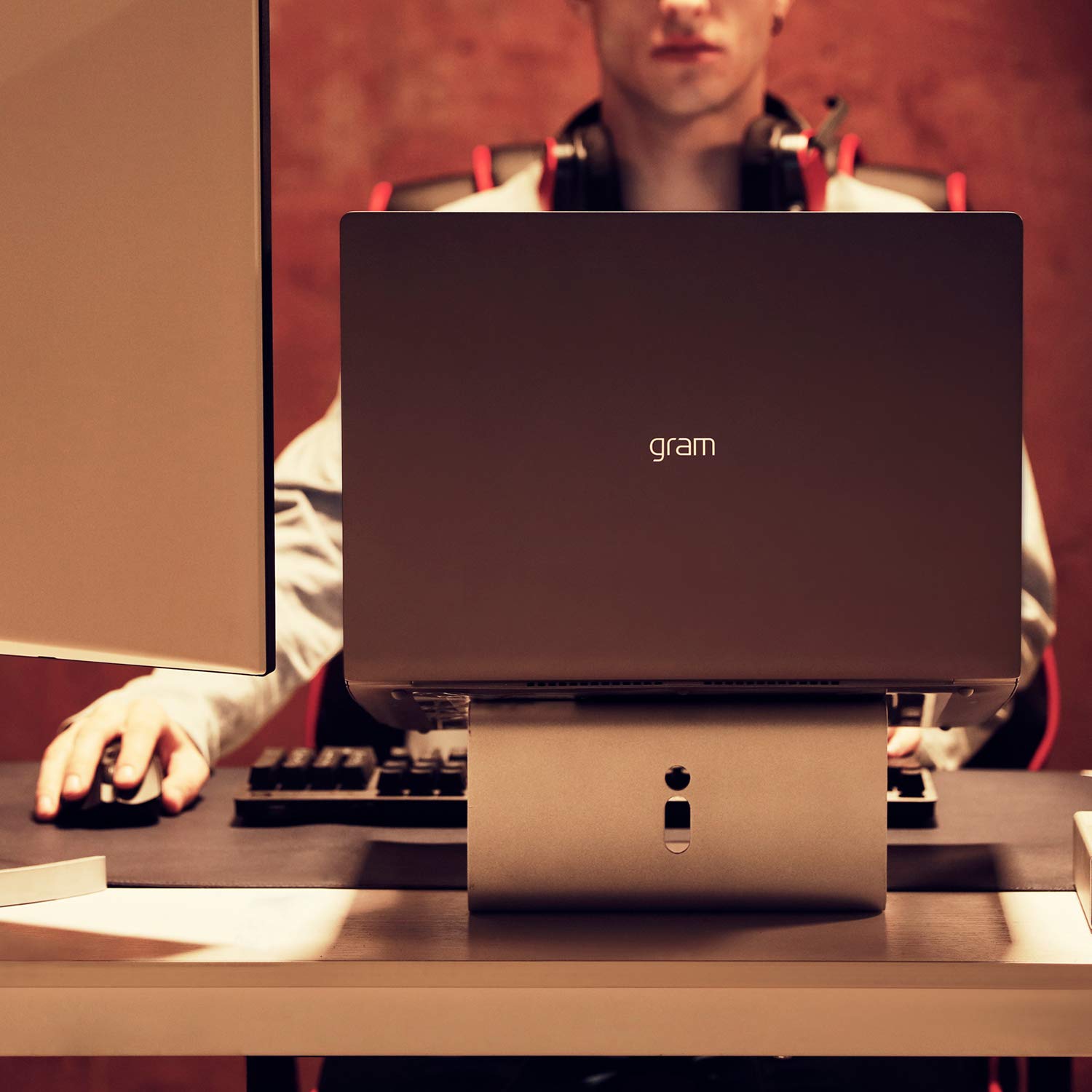 Amazon.co.jp: LG gram 15 軽量 ビジネスノートパソコン 15.6