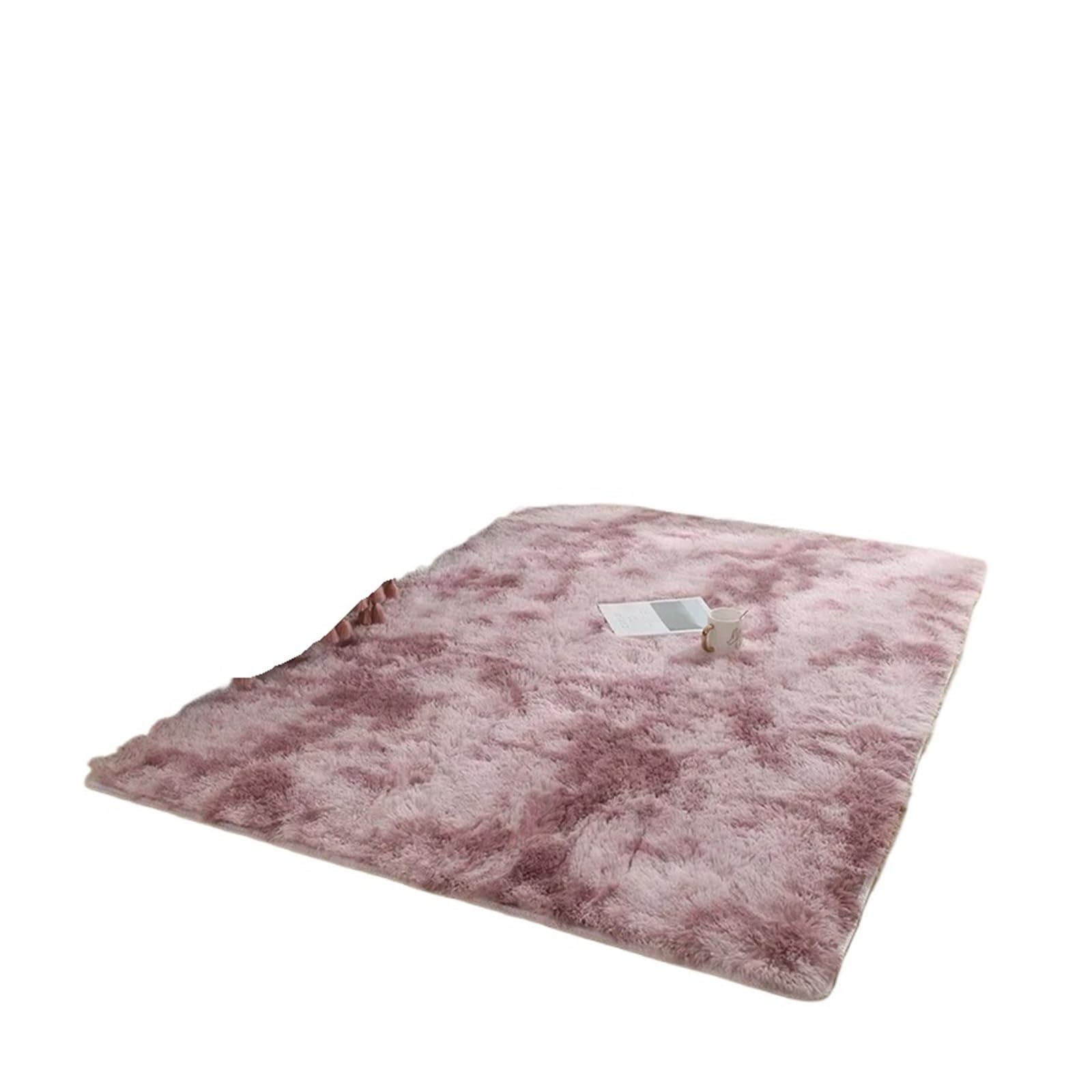 Tapis moelleux gris grand format pour une chambre cocooning et chaleureuse