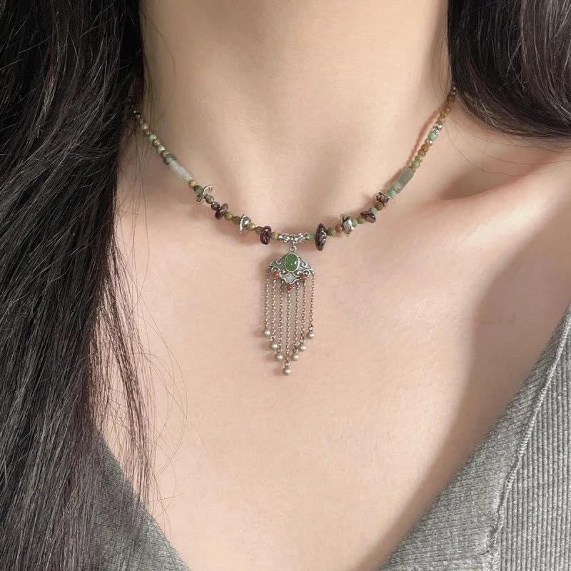 Generic Ruyi Lock Beaded Necklace 新中式 New Chinese Style 如意锁串珠项链, Emerald2