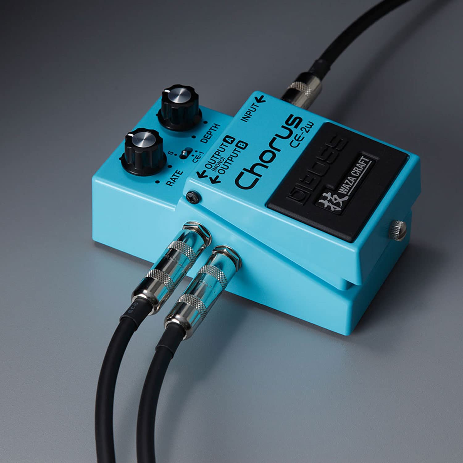 Boss CE-2W Waza Craft - Dispositivo per effetti stereo, pedale + alimentatore di rete Keepdrum