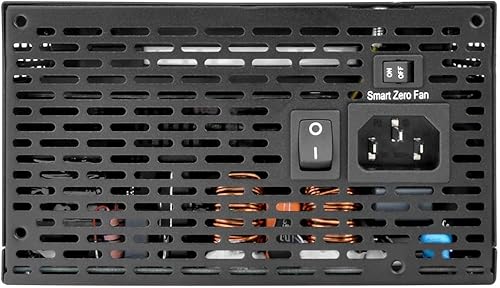 Vista 31 de Thermaltake Toughpower GF3 Snow Edition 1200W 80+ Gold Full Modular SLI/Crossfire Ready ATX 3.0 Fuente de alimentación PCIe Gen.5 600W 12VHPWR Nieve