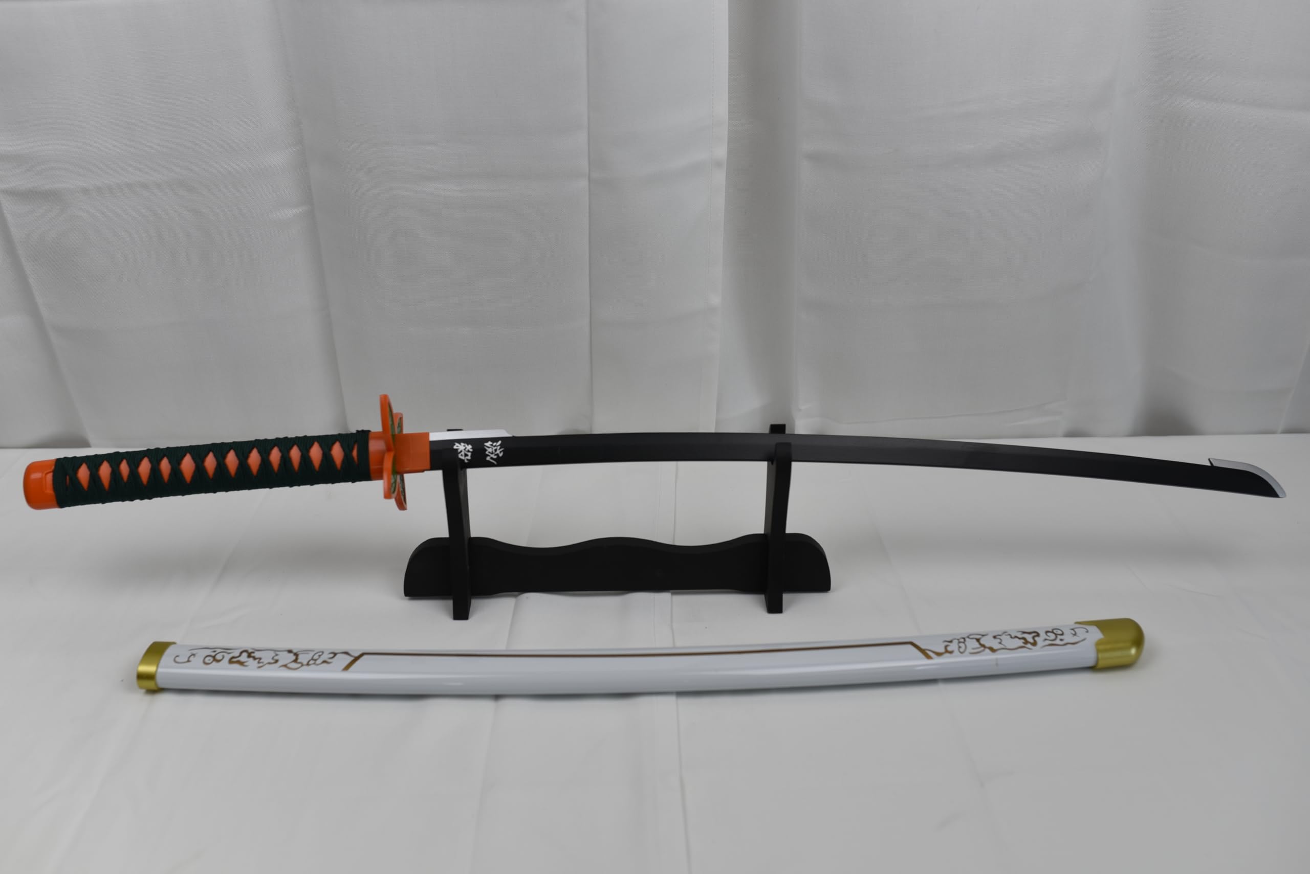 Spaziomilitare Katana Ornamentale in Bambù di Shinobu Kocho | Serie Anime