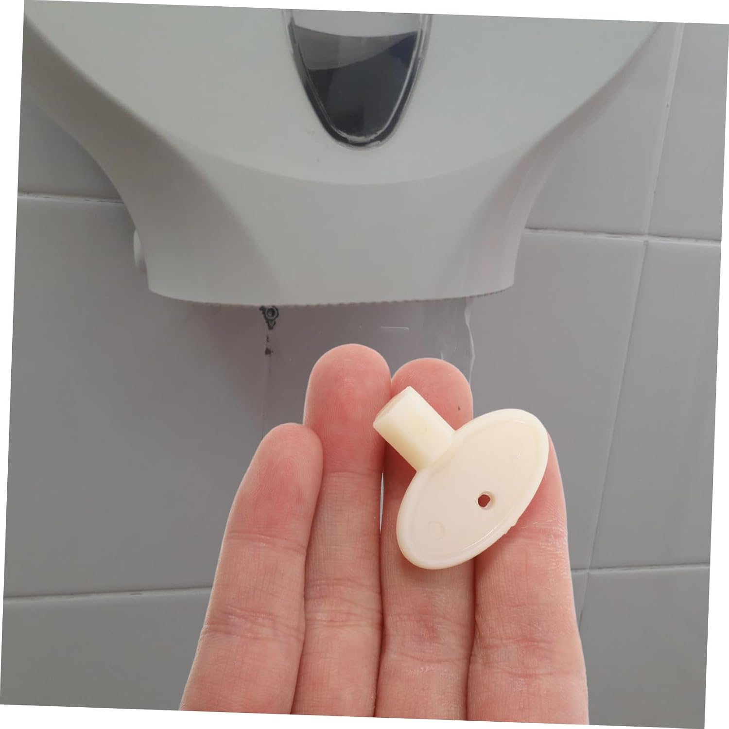 Paper Towel Dispenser Key for Commercial Use Replacement Key for Roll Paper Dispenser and Secure Locking Mechanism for Offices and Hotels