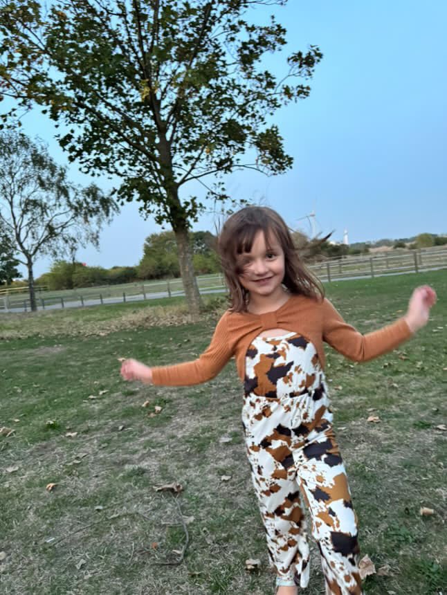 Image of HIHA Girls Sleeveless Jumpsuits Outfit Long Sleeve Twist Front Tops Romper Clothes Set Size 4-12
