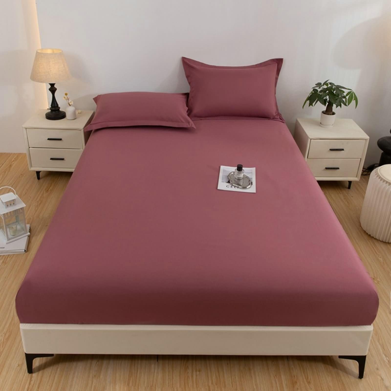Set 3 Pezzi Lenzuolo con Angoli Matrimoniali Cotone Lavato, Tinta Unita, 180 x 200 CM + 2 Federe, Rosso Marrone