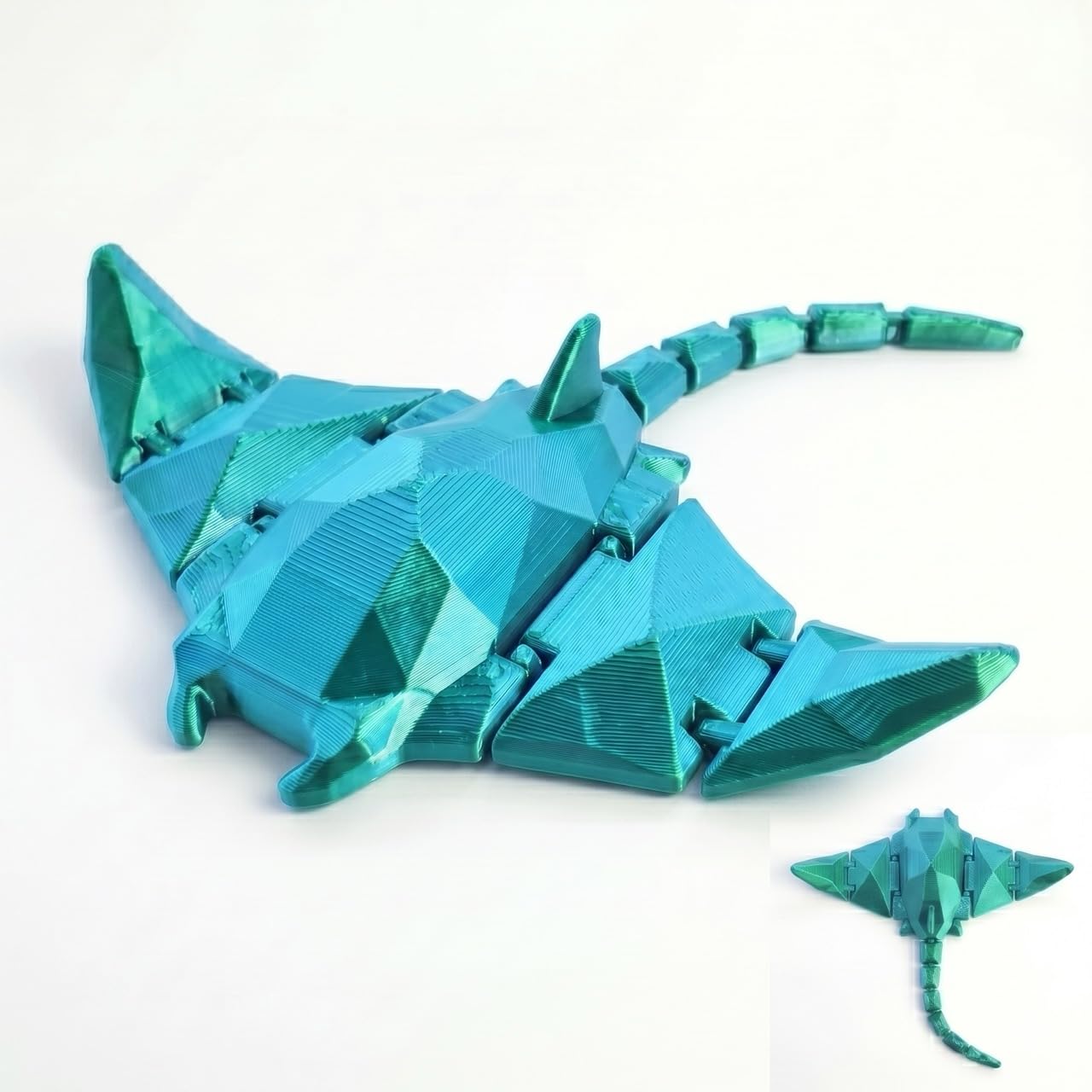 3D Printed Articulated Manta Ray Fidget Toy - Flexible Stingray Animal Figure, Cool Sensory Desk Pet, Mini 3D Printed Animal Toy Gift for Kids, Boys, Girls, and Easter Basket Stuffers (Blue,L)