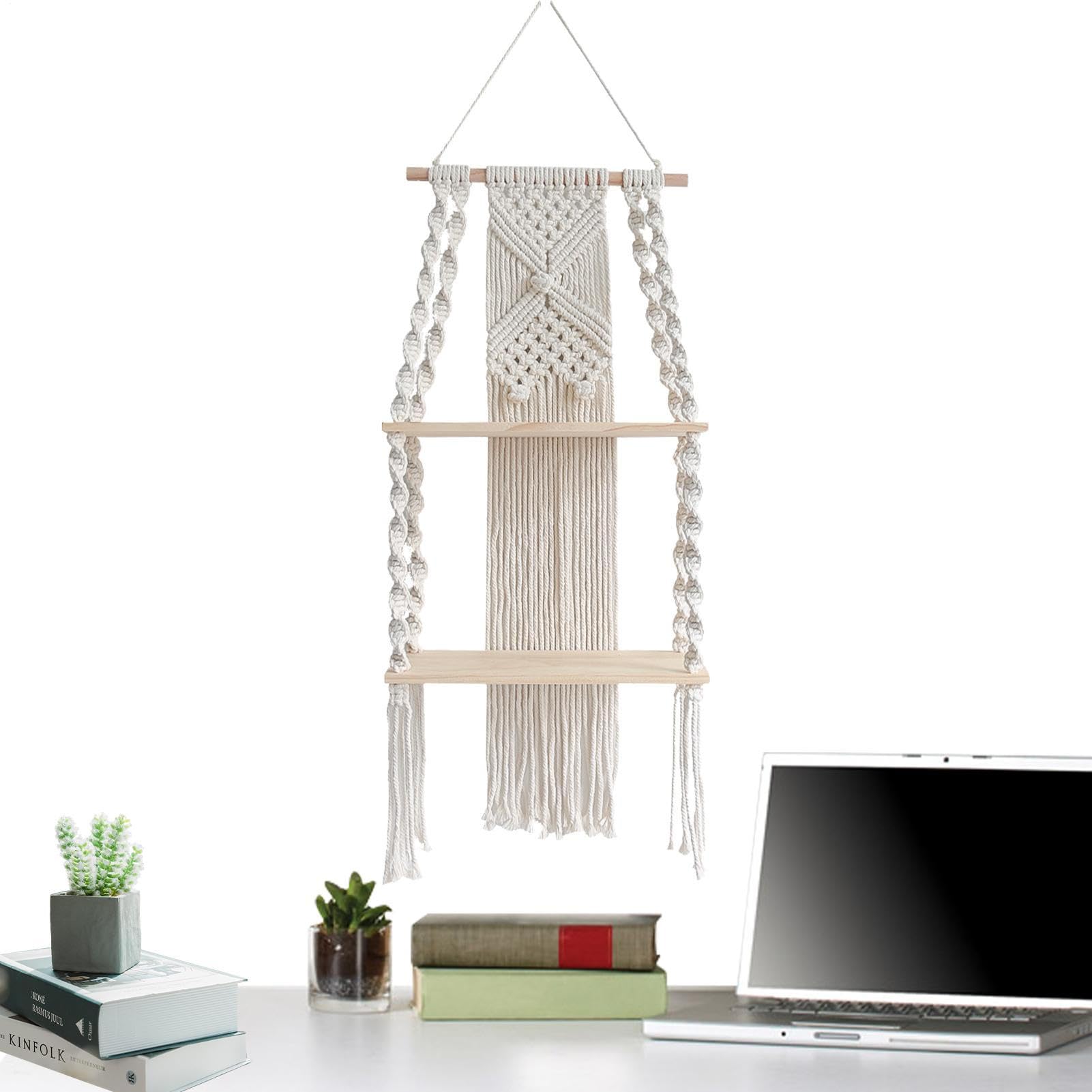 Étagère murale en macramé pour optimiser un petit espace avec style