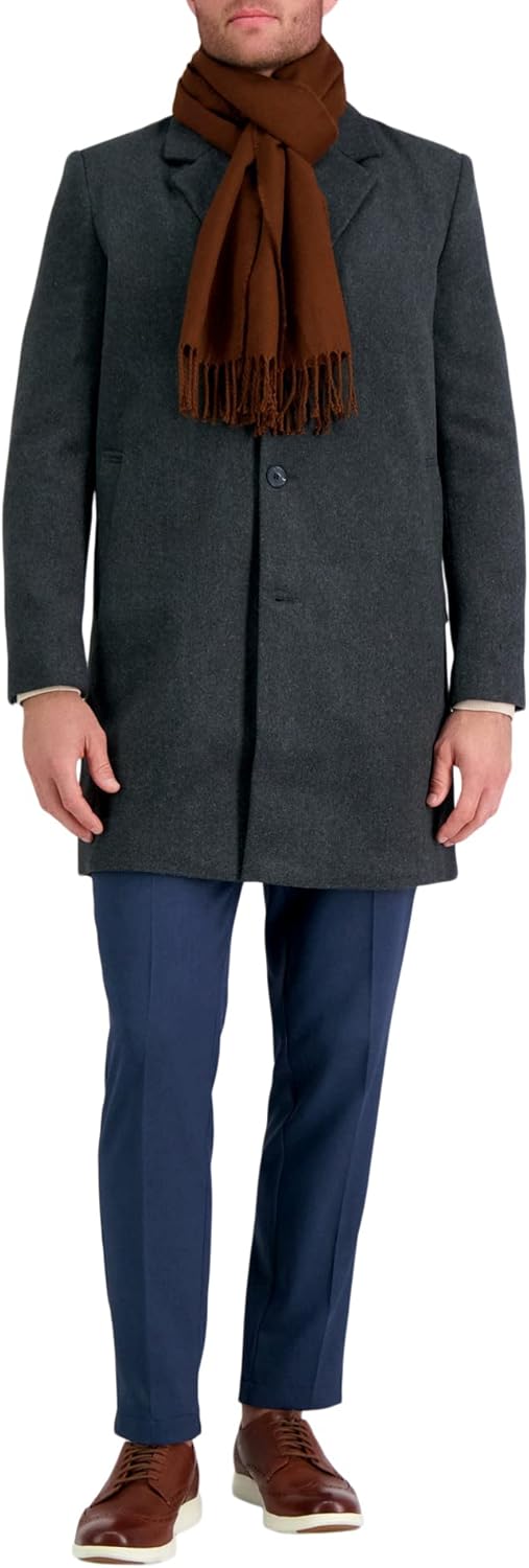 Stylish Men's Topcoat Look for Fall and Winter