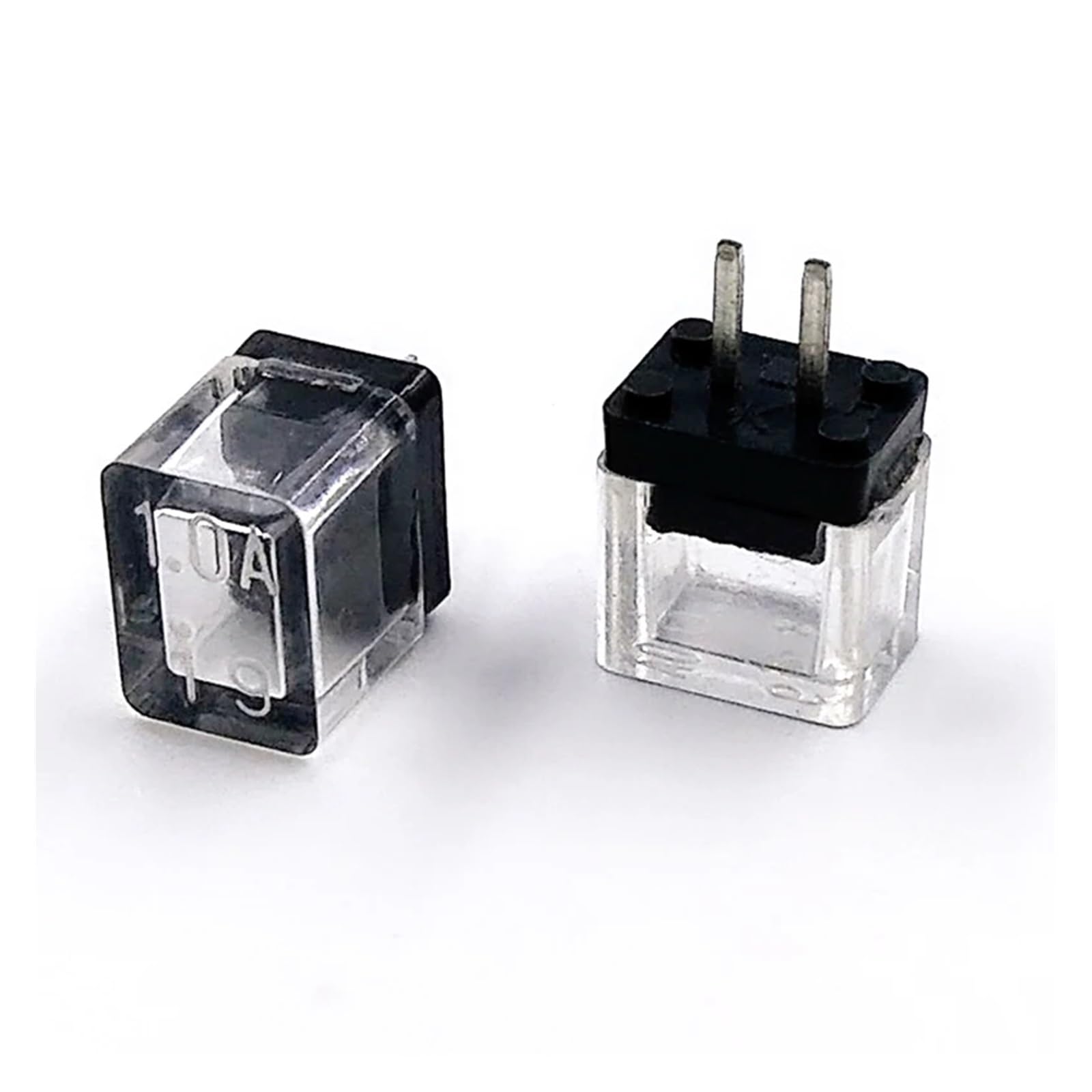 2 fusibili, Fusibile DM10-32 1-3,2A, A03B-0815-K002(DM20 2.0A)