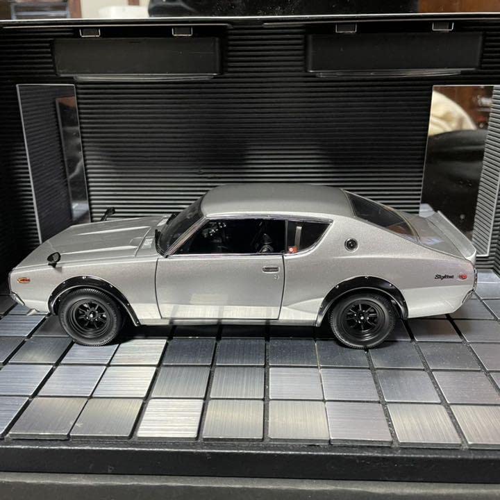 Amazon | 京商 1/18 日産 スカイライン 2000GT-R(KPGC110) | ミニカー