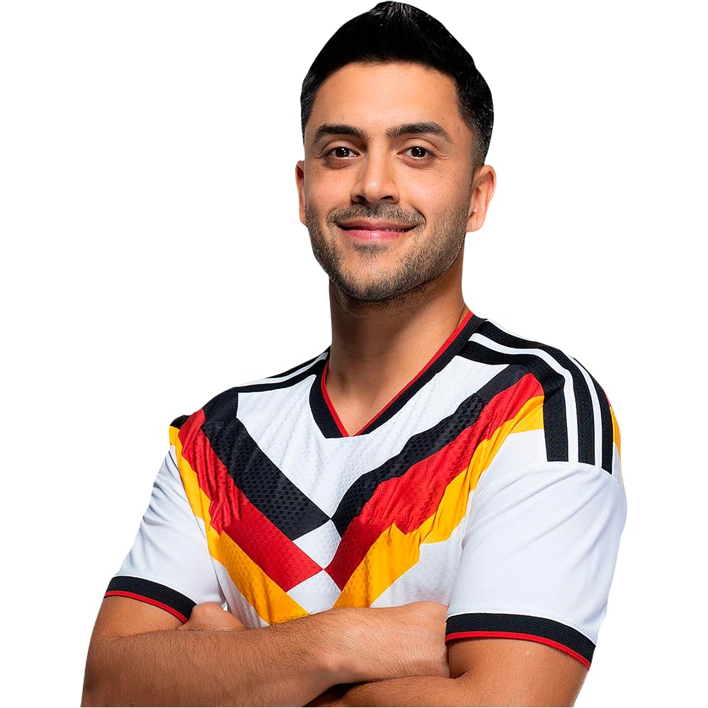 Nadiem Amiri (Shorts) Half Body Buddy Cutout