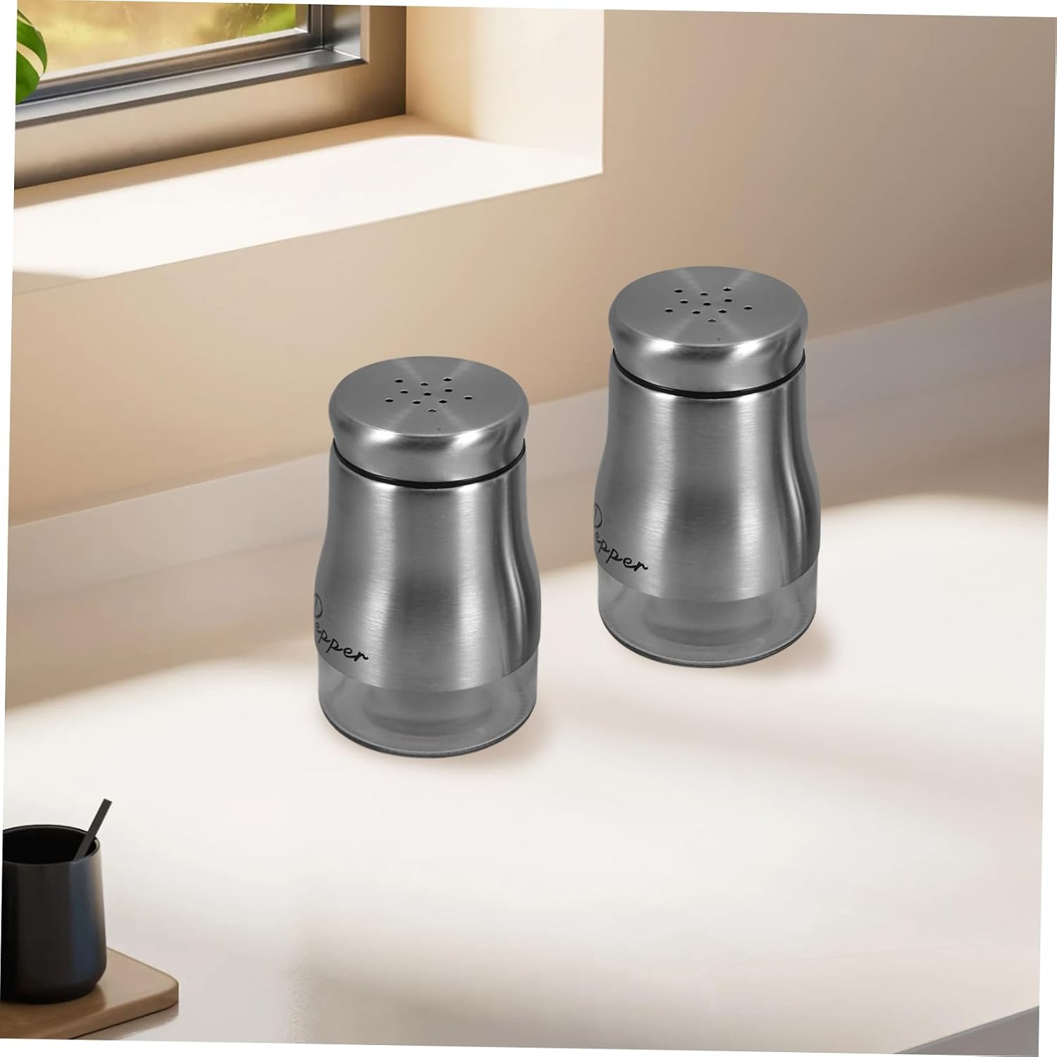SHOWERORO 2pcs Shaker Set Portable Spice Bottles for Seasoning Containers for Bbq and Camping