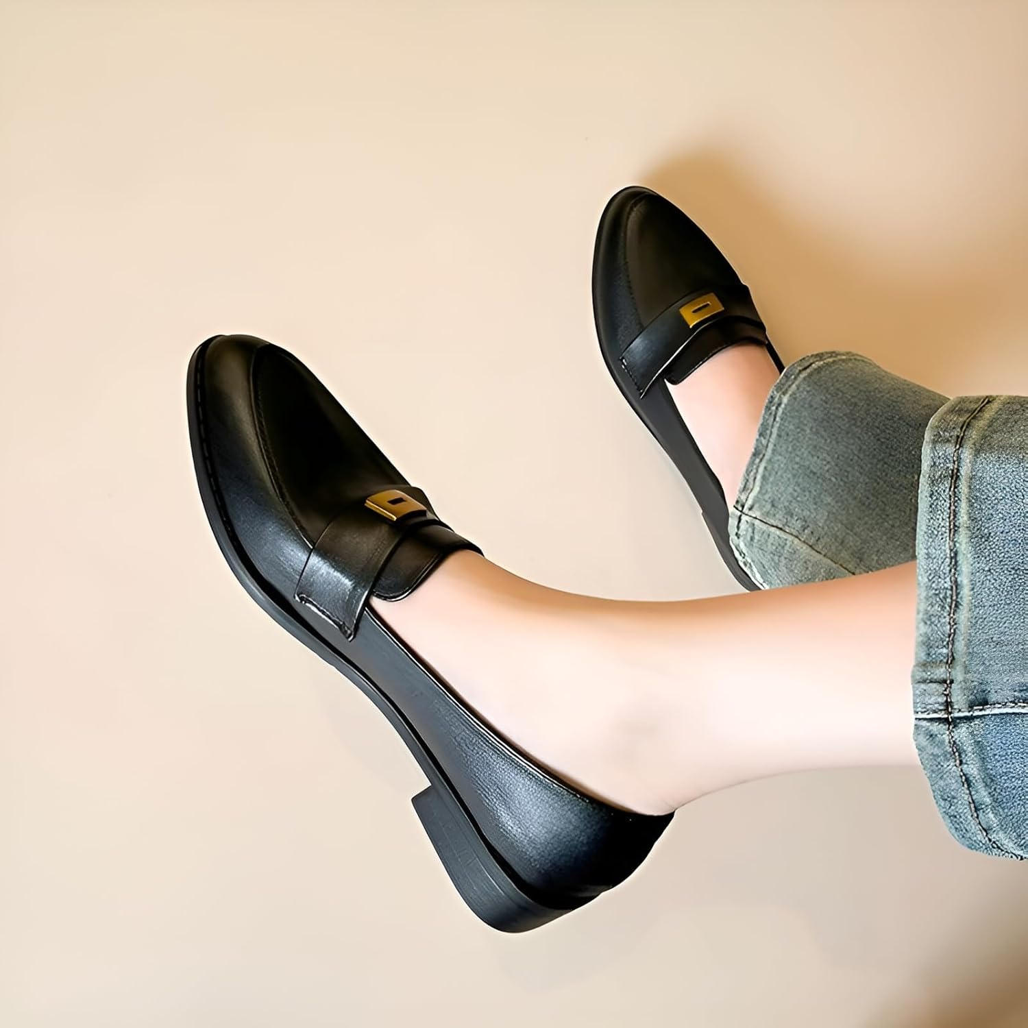 [Rjktmox] ジャンプイン 快適 メタルローファー 鏡面ポリッシュ加工 記憶クッションインソール 雨の日もOK 通勤・日常使い