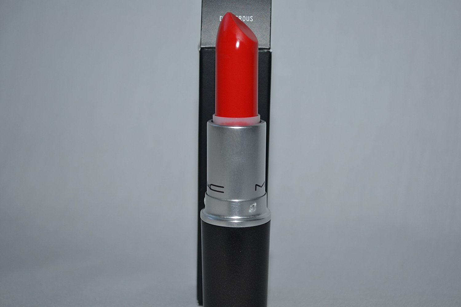 MAC Retro Matte Lipstick - Dangerous - Image 2