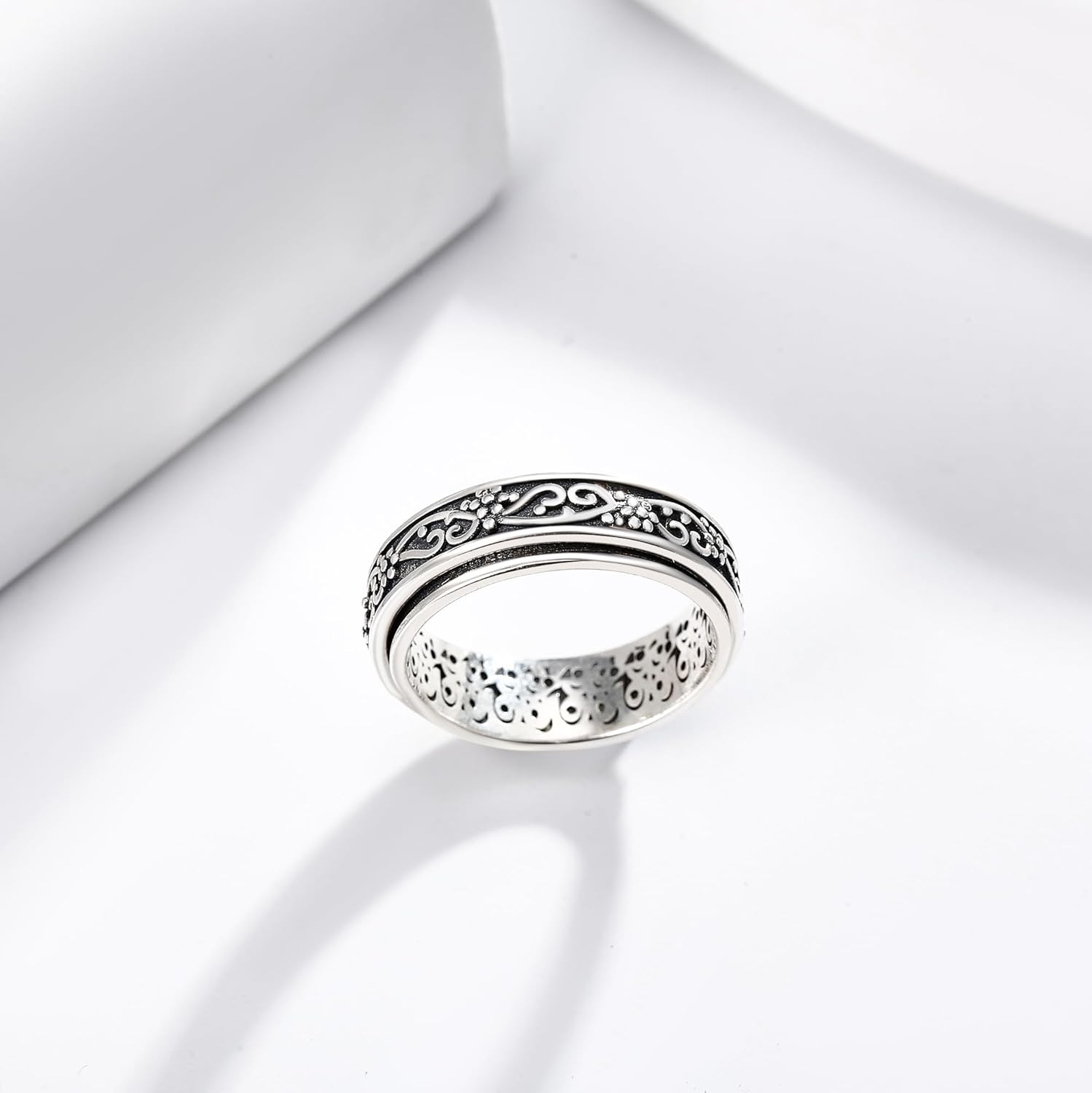YAFEINI Anxiety Ring 925 Sterling Silver Daisy Fidget Ring Filigree Spinner Band Ring Relieving Stress Fidget Jewelry Gifts for Women Men