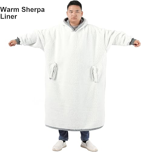 Miniatura 3 de Manta larga y cálida Sherpa con capucha y mangas de franela suave de gran tamaño para adultos de 47 pulgadas (negro)