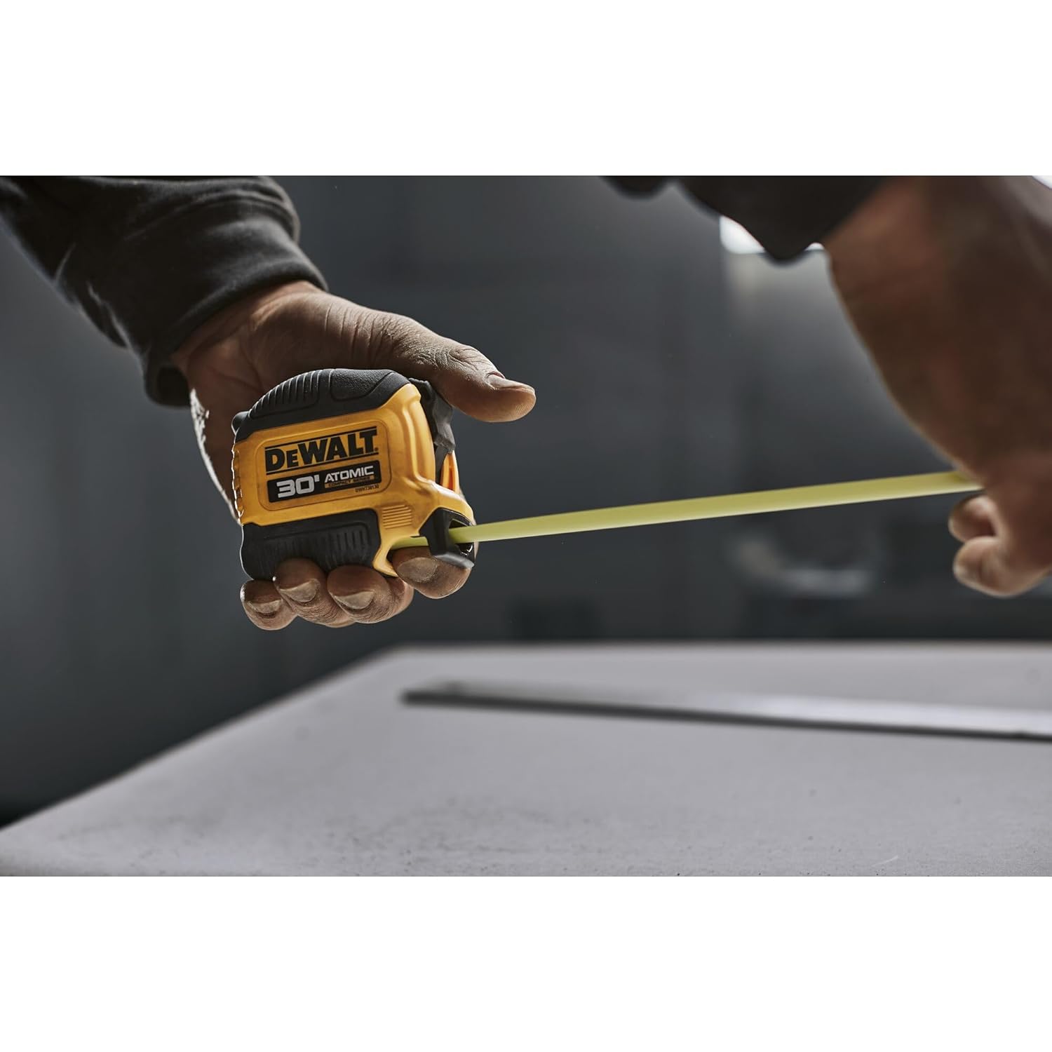 DEWALT Atomic Compact Series 30 ft. Tape Measure (DWHT38130S)