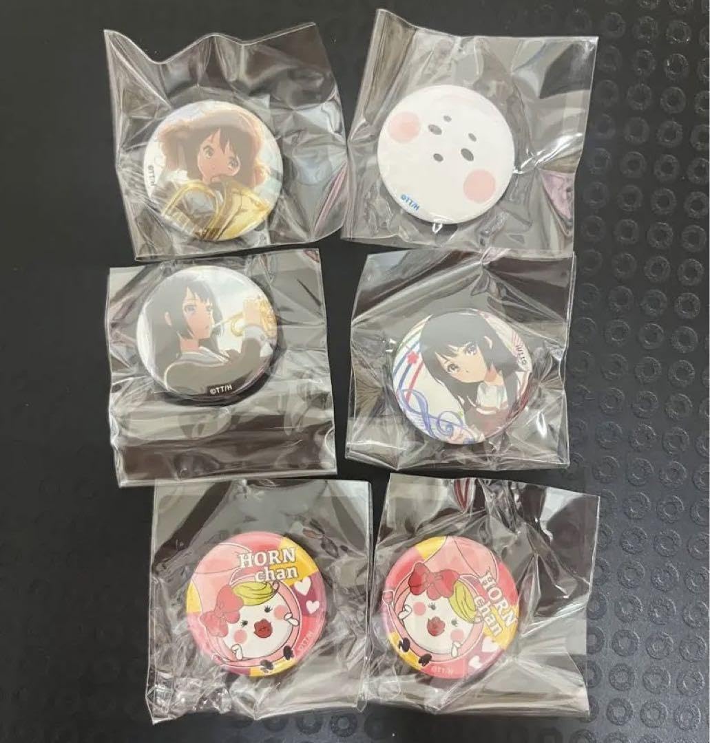 Amazon.co.jp: 響けユーフォニアム 缶バッジ ガチャ 黄前久美子 高坂