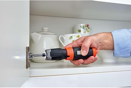 Vista 12 de BLACK+DECKER Destornillador inalámbrico, alcalino (BCF601AA)