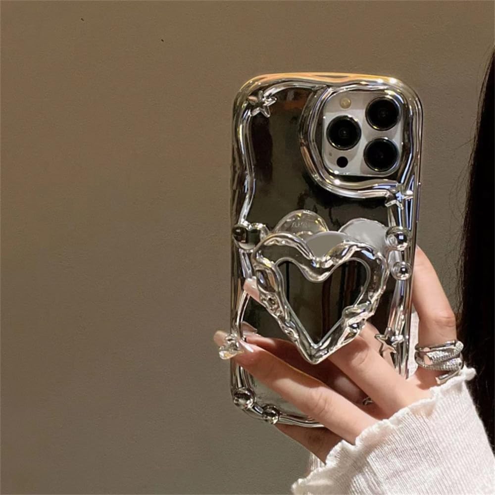 Coque iPhone 15 miroir cœur argentée idéale pour vos selfies de mode