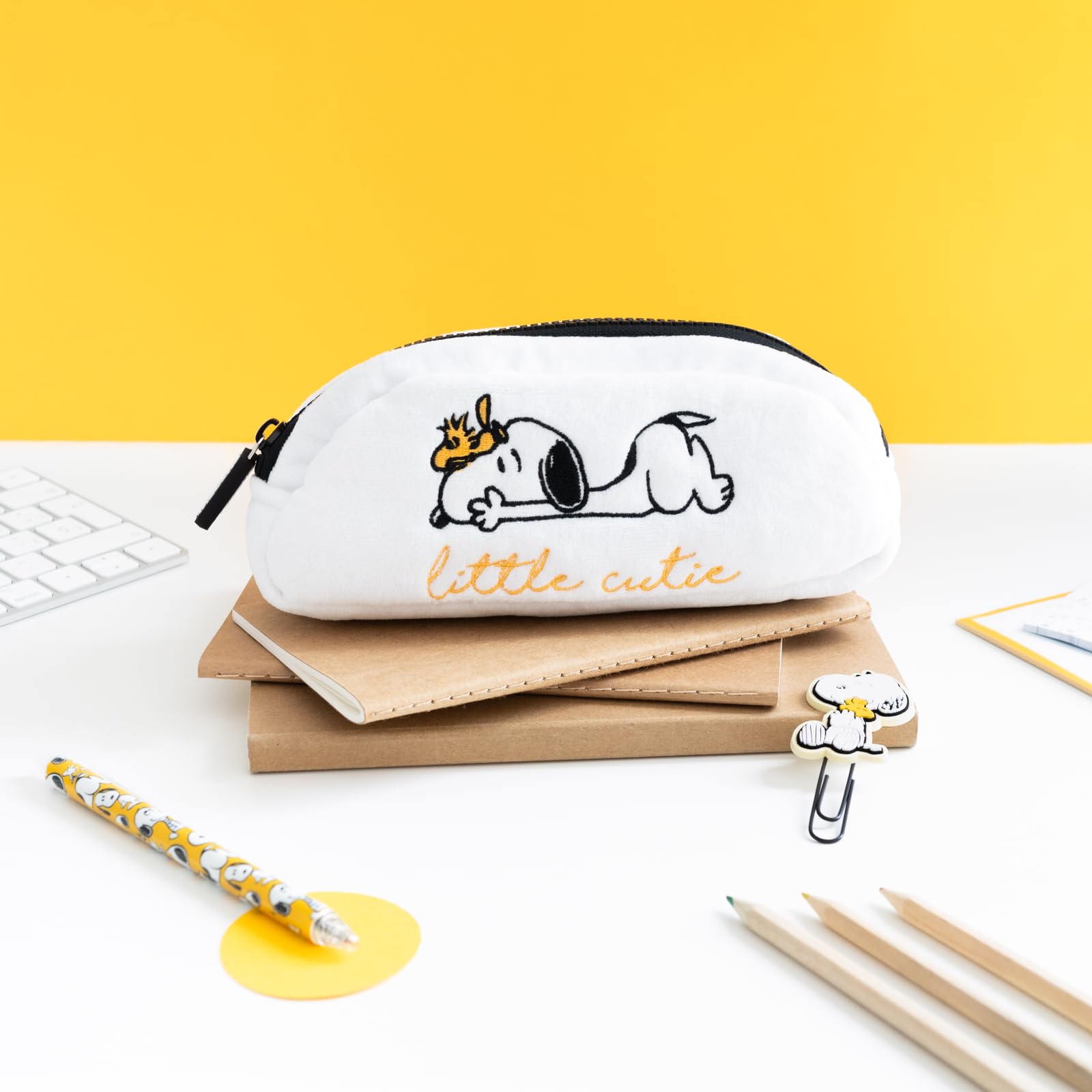 Grupo Erik School Pencil Case - Snoopy Stationery | Cute Makeup Bag, Plush Pencil Case, Back to School Supplies, Office Stationery Supplies | Snoopy Gifts for Dog Lovers - Image 4