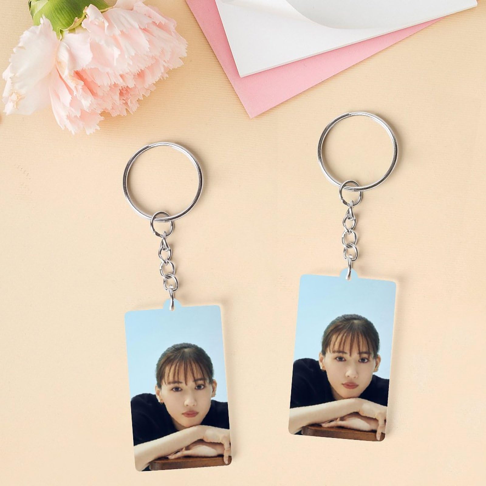 Amazon.co.jp: 綾瀬はるか キーホルダー レギュラー スクエア 定番