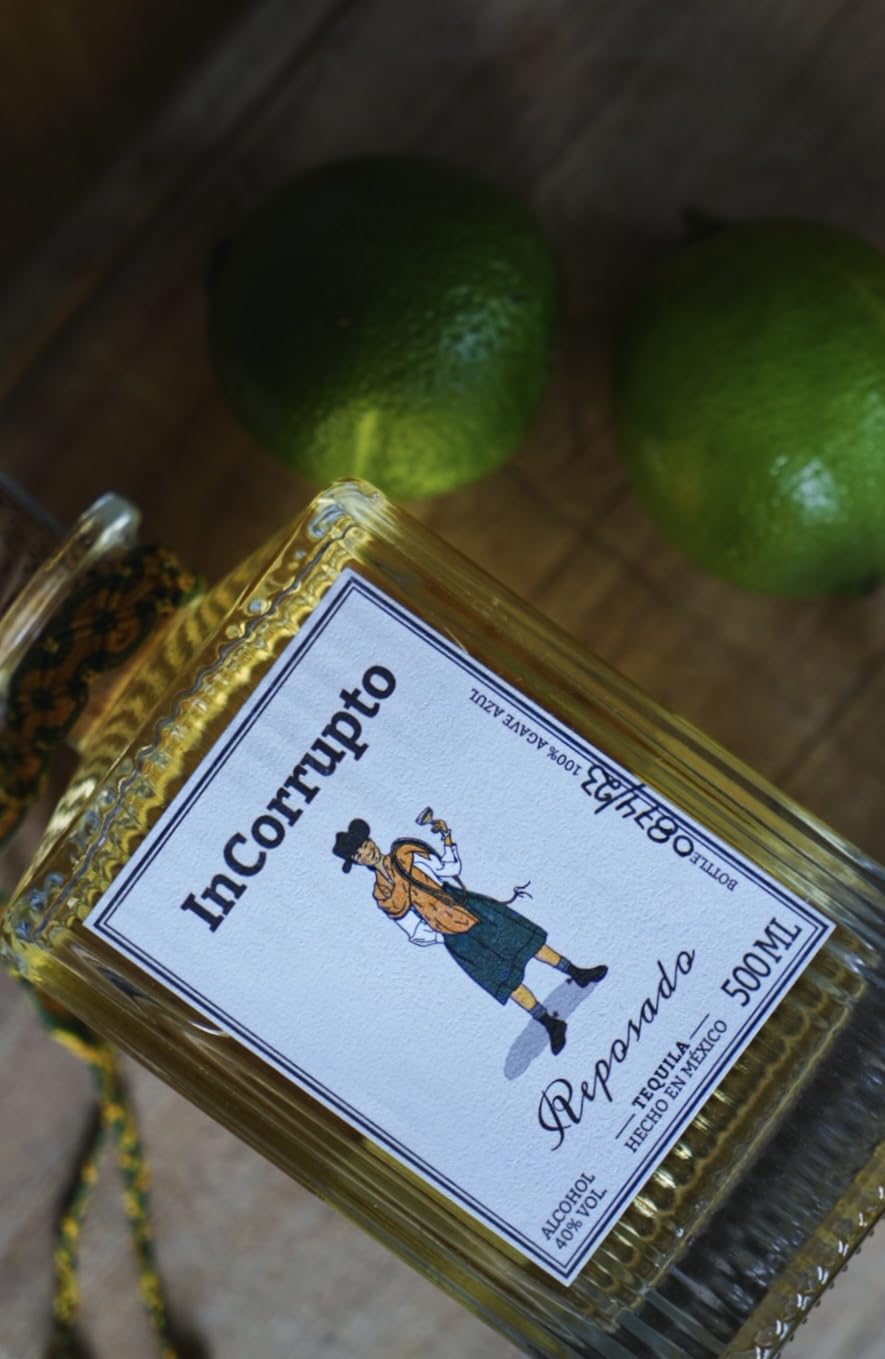 InCorrupto Reposado Tequila – 100% Blaue Weber-Agave, 6 Monate gereift in double-used Fässern (Bourbon und Rotwein), Premium-Tequila aus Mexiko, 40% Vol., 0,5 l – Weich & ausgewogen